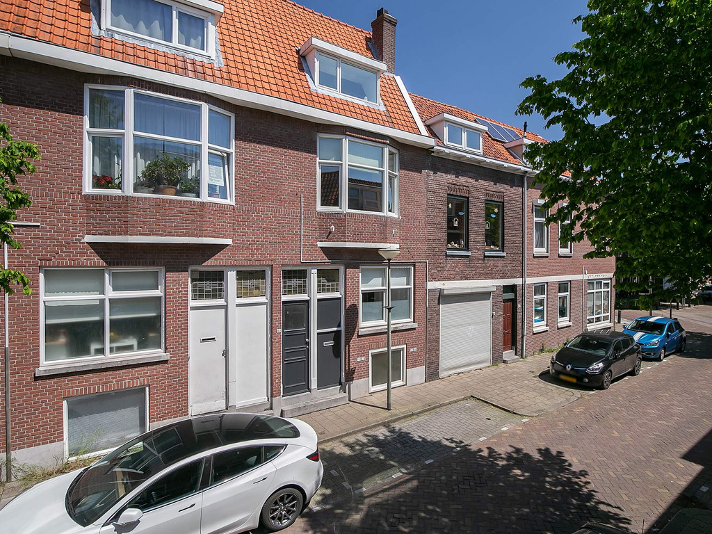 Van Leeuwenhoeckstraat 40, Schiedam