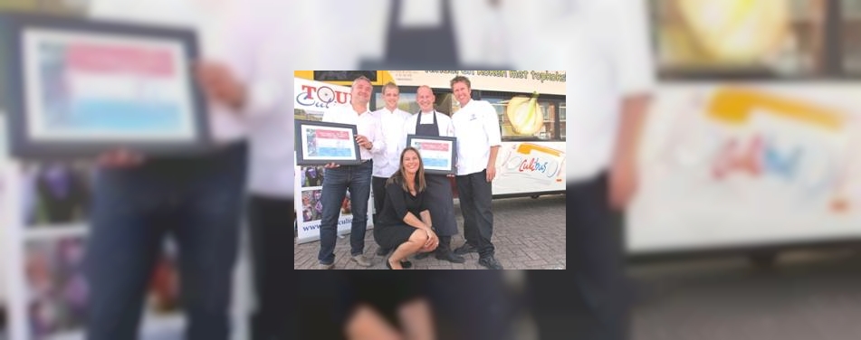 Culibus ontvangt cheque van Tour Culinair