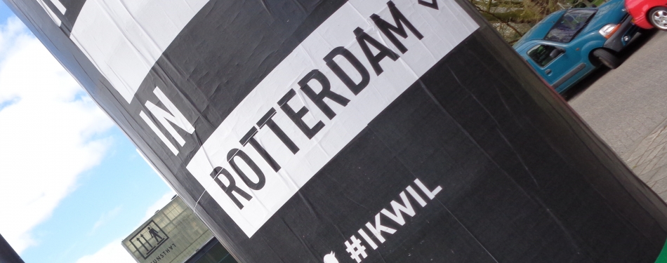 Schoonmakers demonstreren bij Hilton Hotel Rotterdam