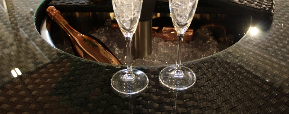 'Bubbeltaks' verdwijnt: champagne goedkoper