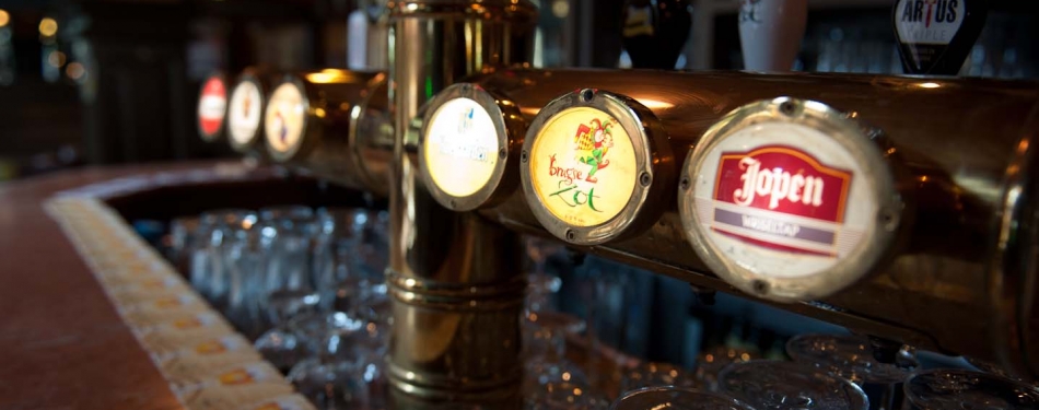 Jongere komt nog gemakkelijk aan bier in Amsterdamse kroeg