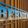 Bernhard van Oranje opent Bernie's Bar & Kitchen
