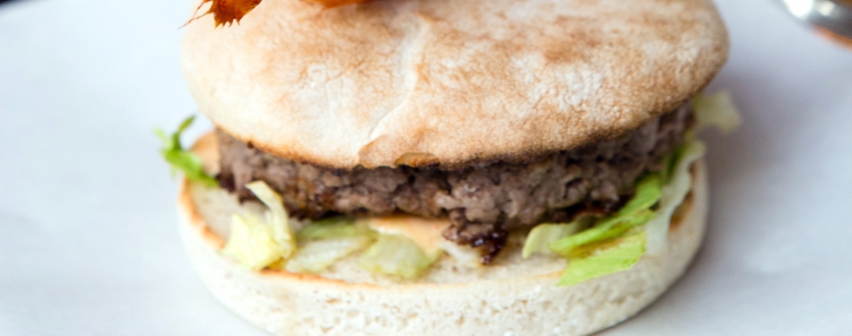 Hamburgerketen ontketent 'hamburgeroorlog'