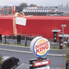 Video: Burger King verrast grootste fan met een speciaal cadeau