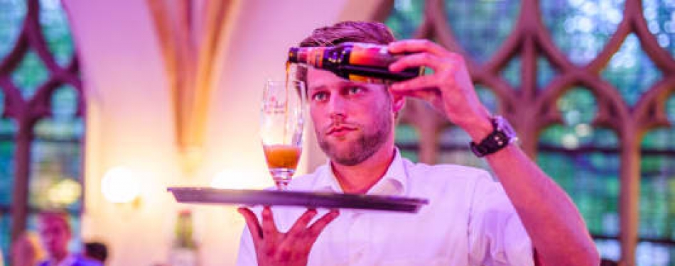 Sander Meeter tapt de mooiste bieren van Noord-Nederland