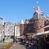 Amsterdam verhoogt toeristenbelasting fors, B&B's aan banden gelegd