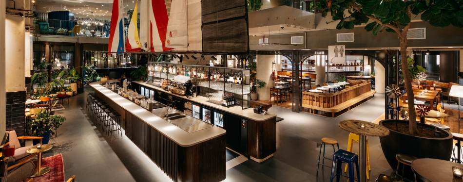 Ruby's eerste hotel in Amsterdam combineert hotel met workspaces