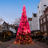 Roksanda ontwerpt deze kerstboom voor Pulitzer Amsterdam