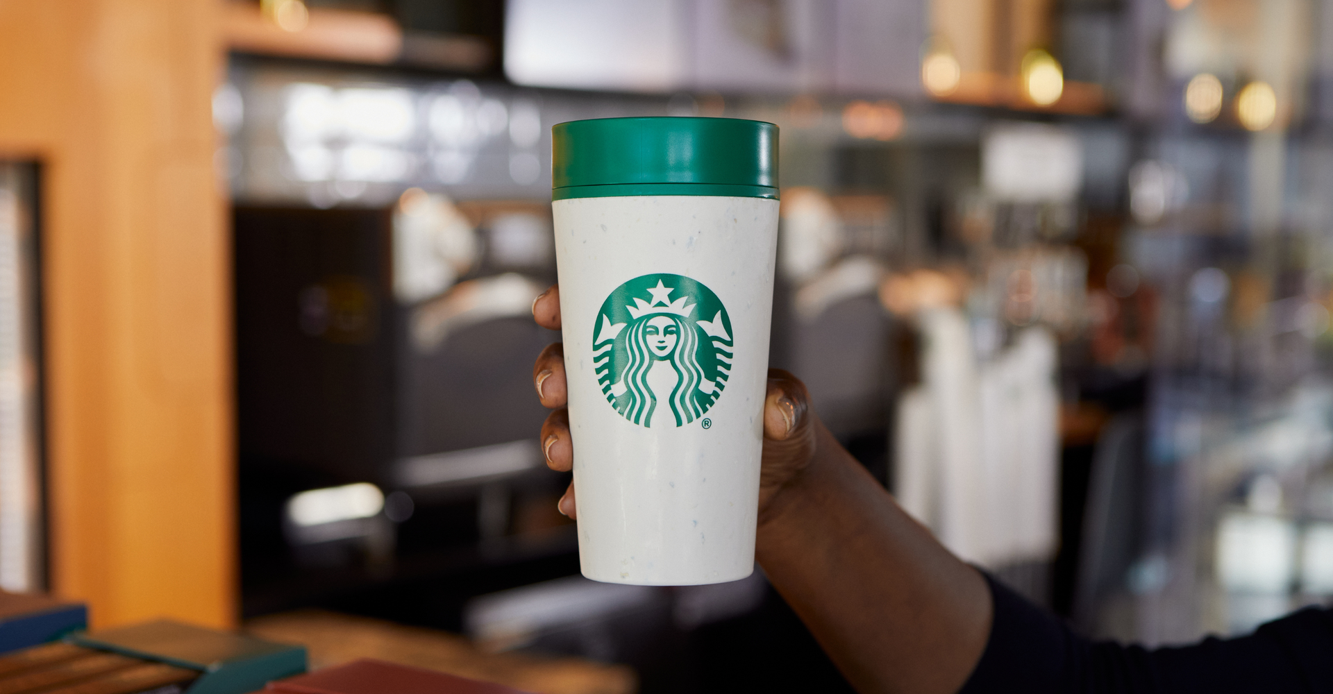 Starbucks® opent honderdste locatie in deze Nederlandse stad