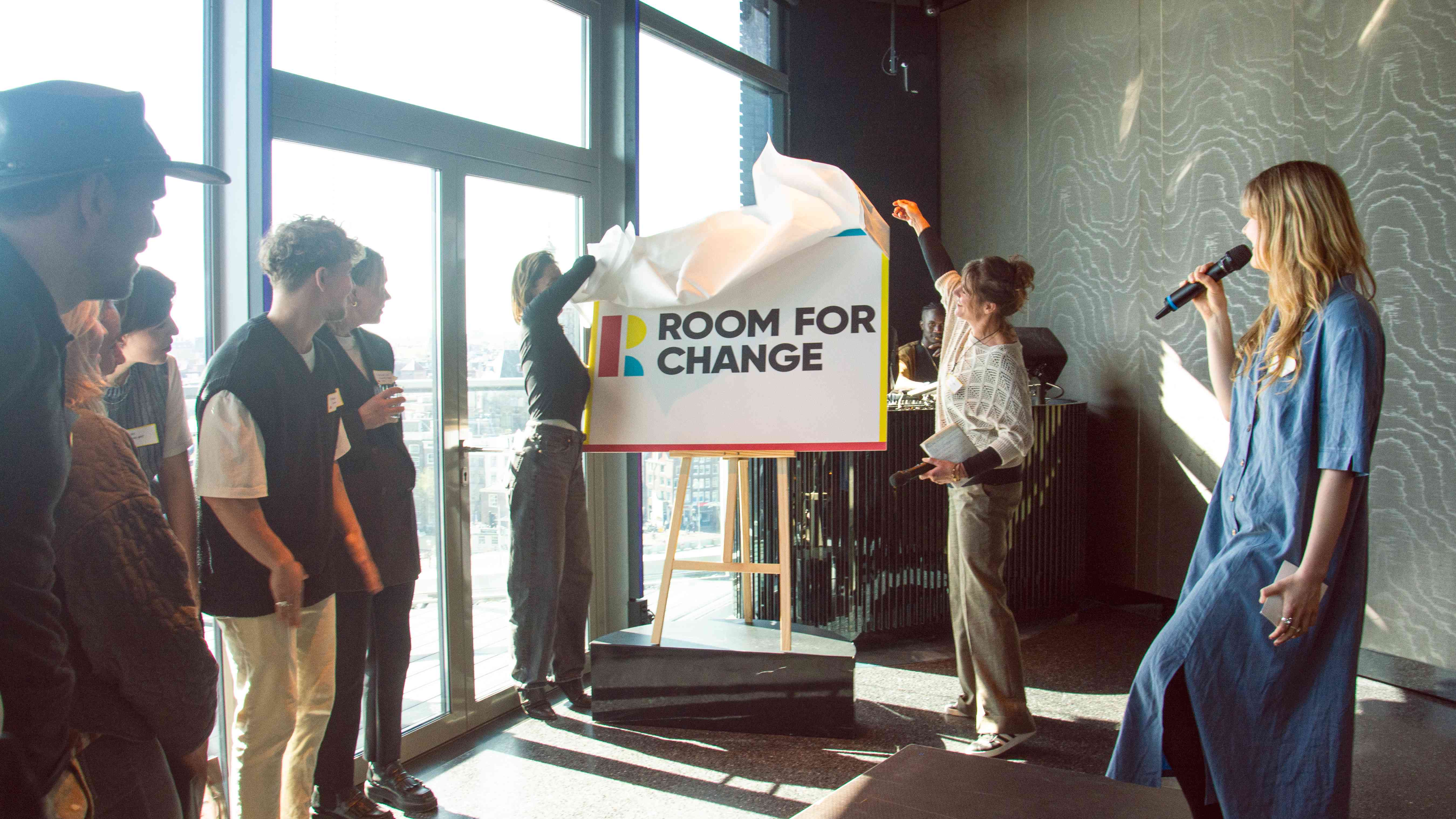 150 economisch dakloze mensen vinden onderdak en thuis via het Room For Change-programma
