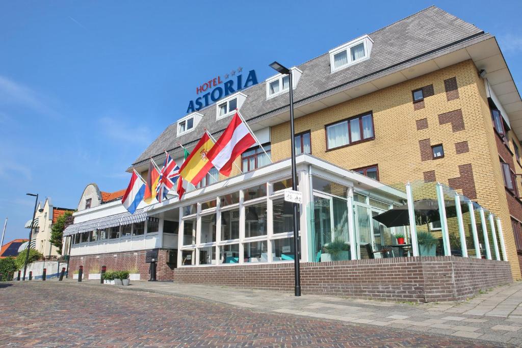 Two Brothers Hotels lijft derde hotel in