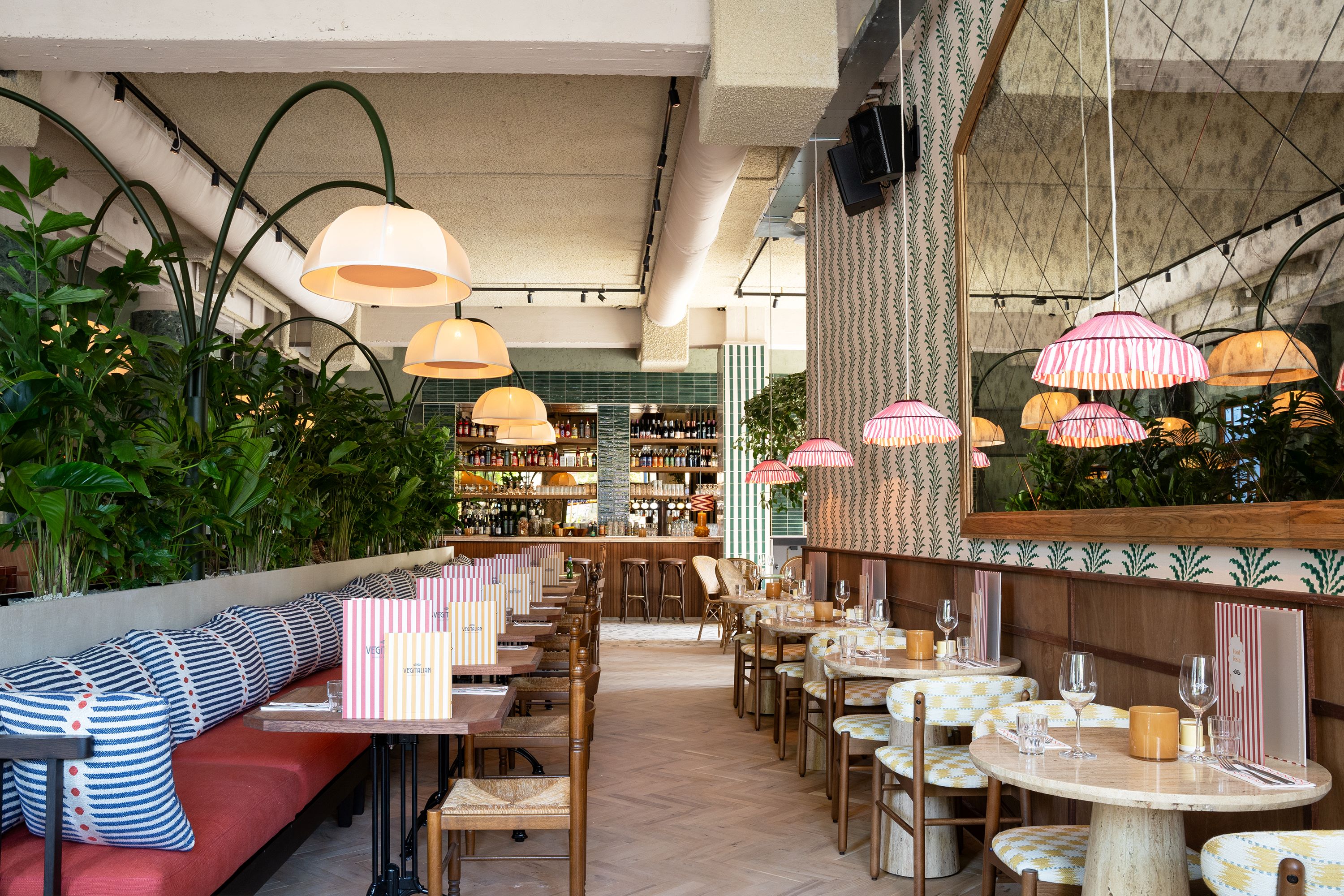 Nieuw restaurant 'Vegitalian' in Rotterdam geïnspireerd op vegetarische mediterrane keuken