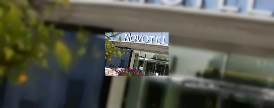 Bouw van nieuw Novotel hotel