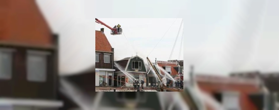 Spaander gespaard tijdens brand Volendam