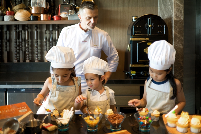 Hotel laat kinderen hun ouders koken - De RestaurantKrant