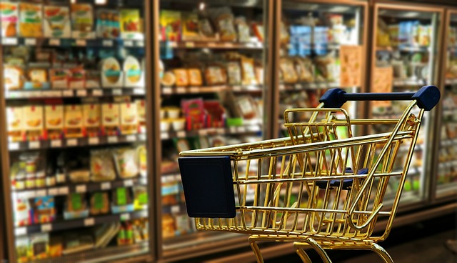 Loonsverhoging supermarkten op losse schroeven