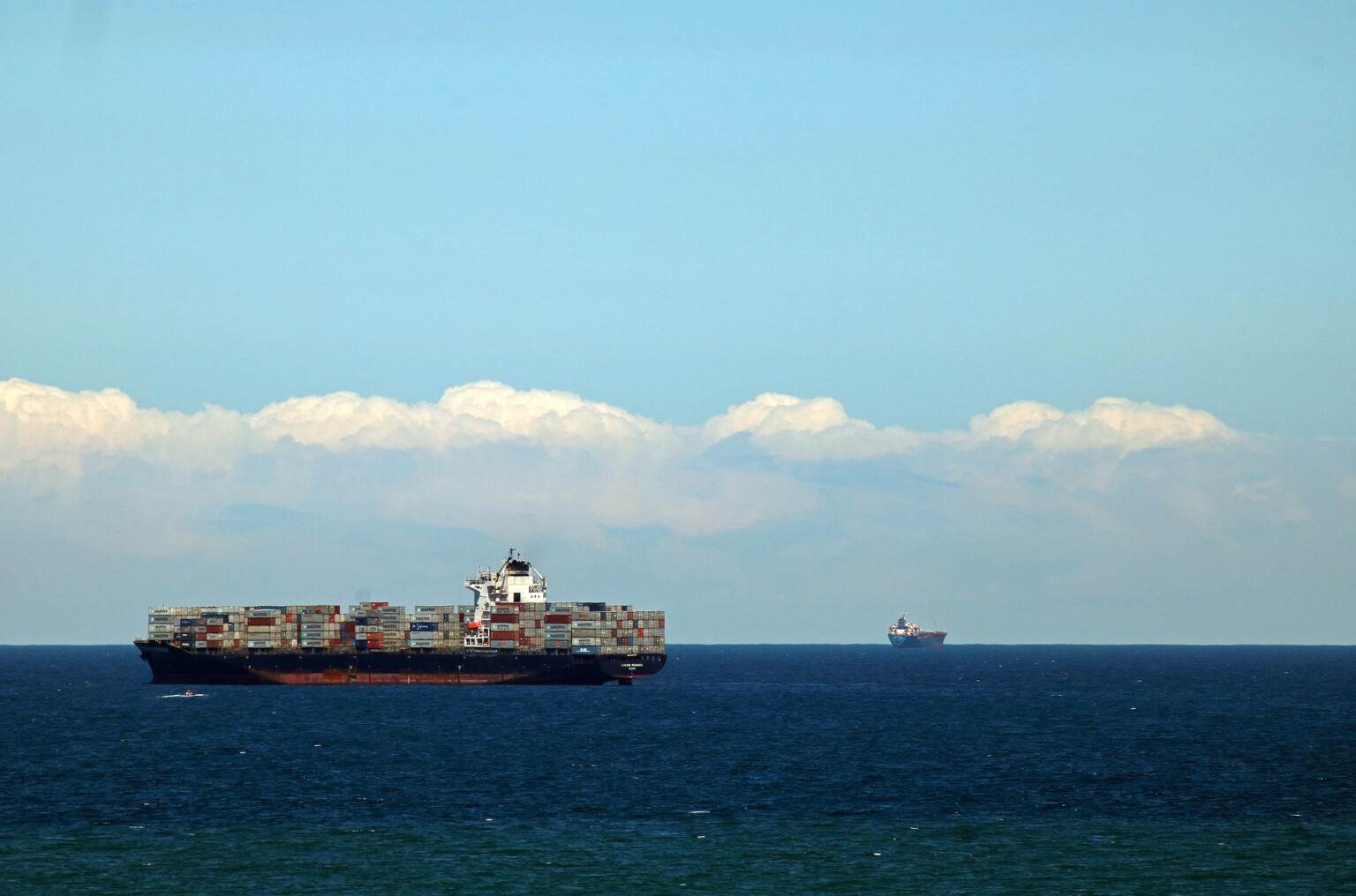 containervervoer in rap tempo duurder door onrust op Rode Zee