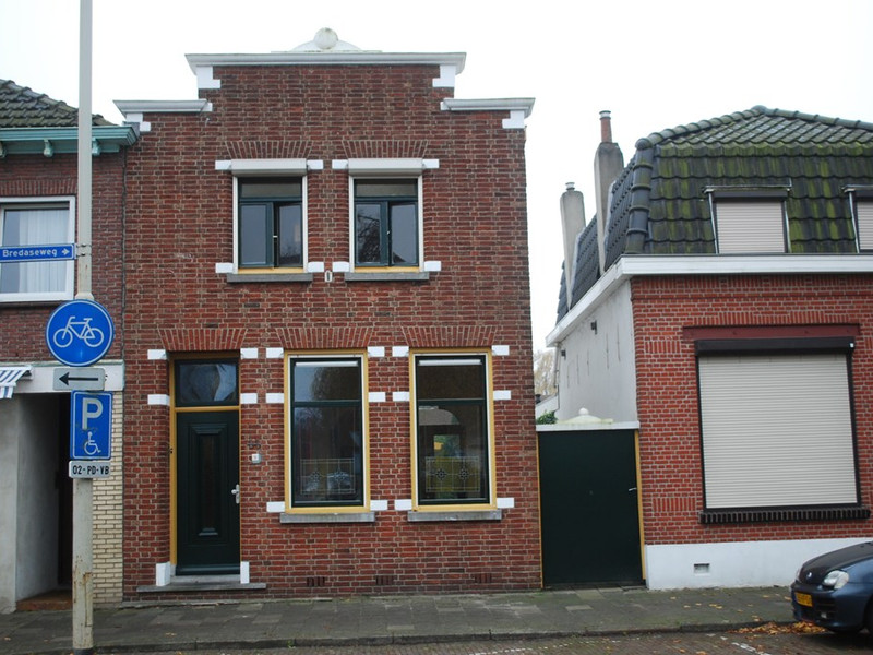 Bredaseweg 44, Roosendaal