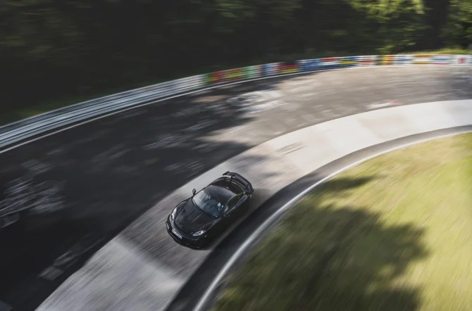 Nieuwe 718 Cayman GT4 RS: één van de scherpst sturende Porsches ooit