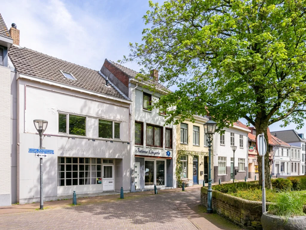 Lange Nieuwstraat 26, Hulst