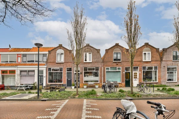 Julianastraat 32, Leiden