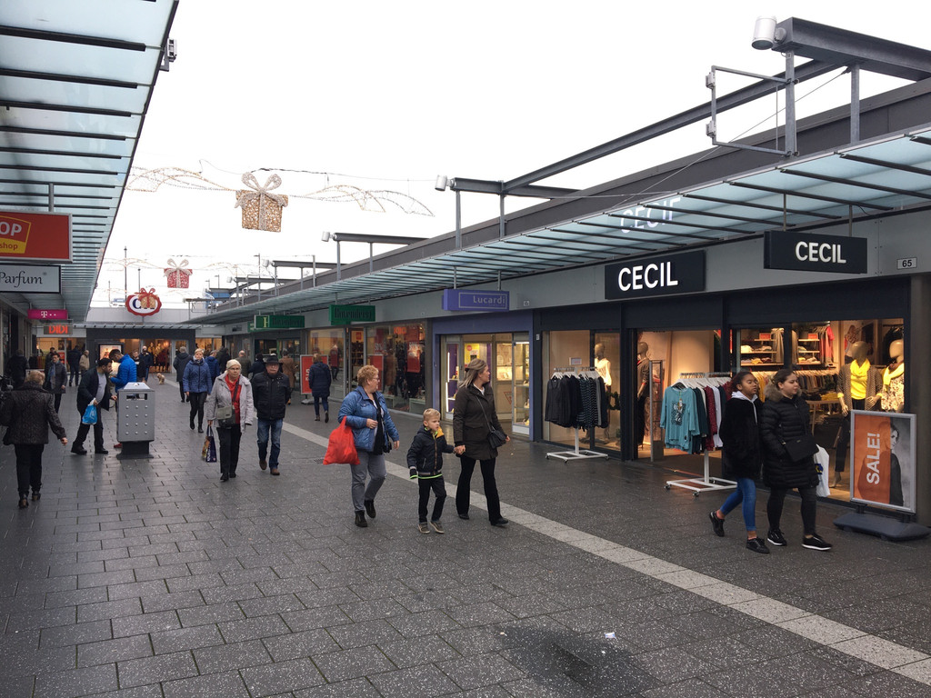 Winkelcentrum Woensel 65b, Eindhoven