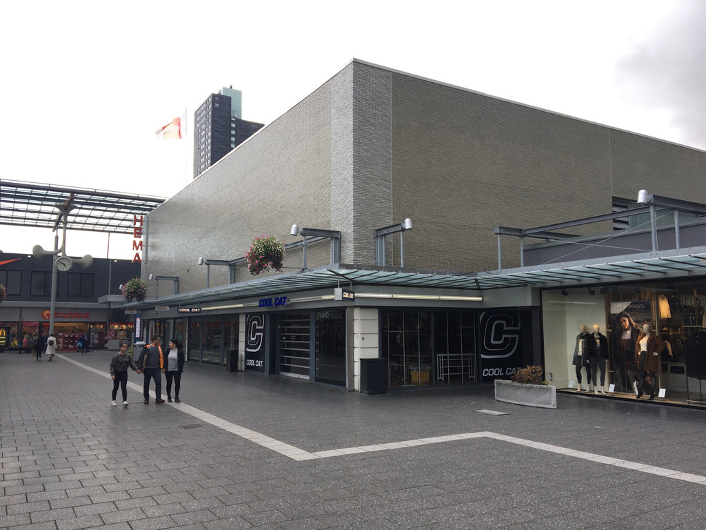 Winkelcentrum Woensel 93-94, Eindhoven
