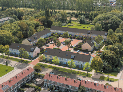 Ostadehof, Rozenburg