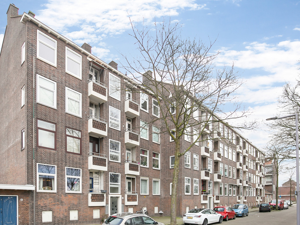 Hogenbanweg 8d, Rotterdam